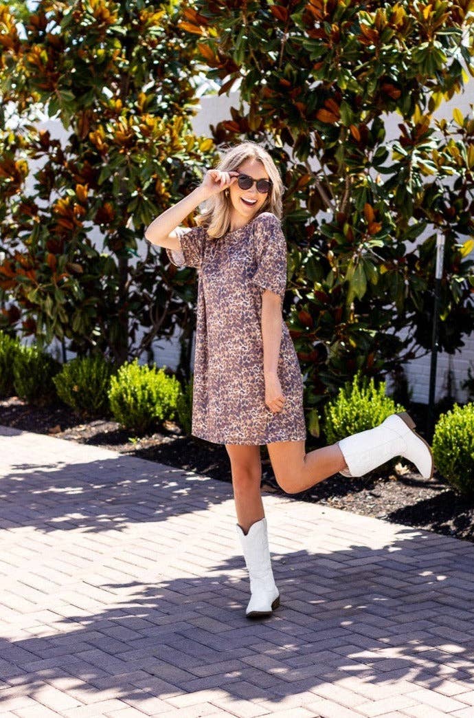 DRE102 - Leopard T-shirt Dress