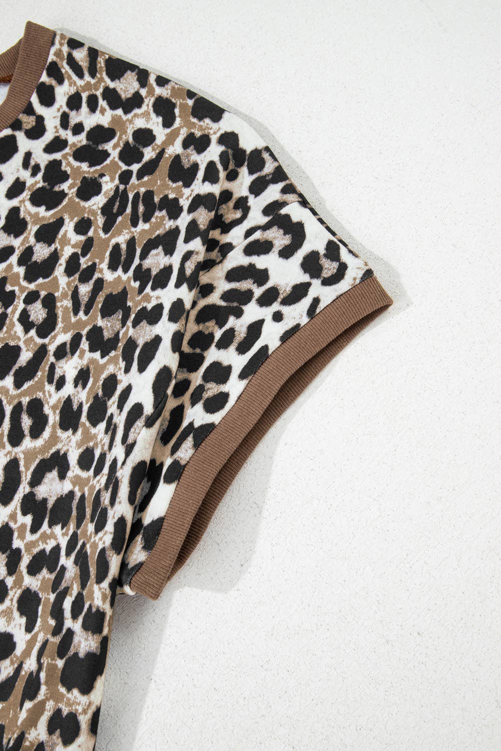 TOP117 - Leopard Contrast Trim Top