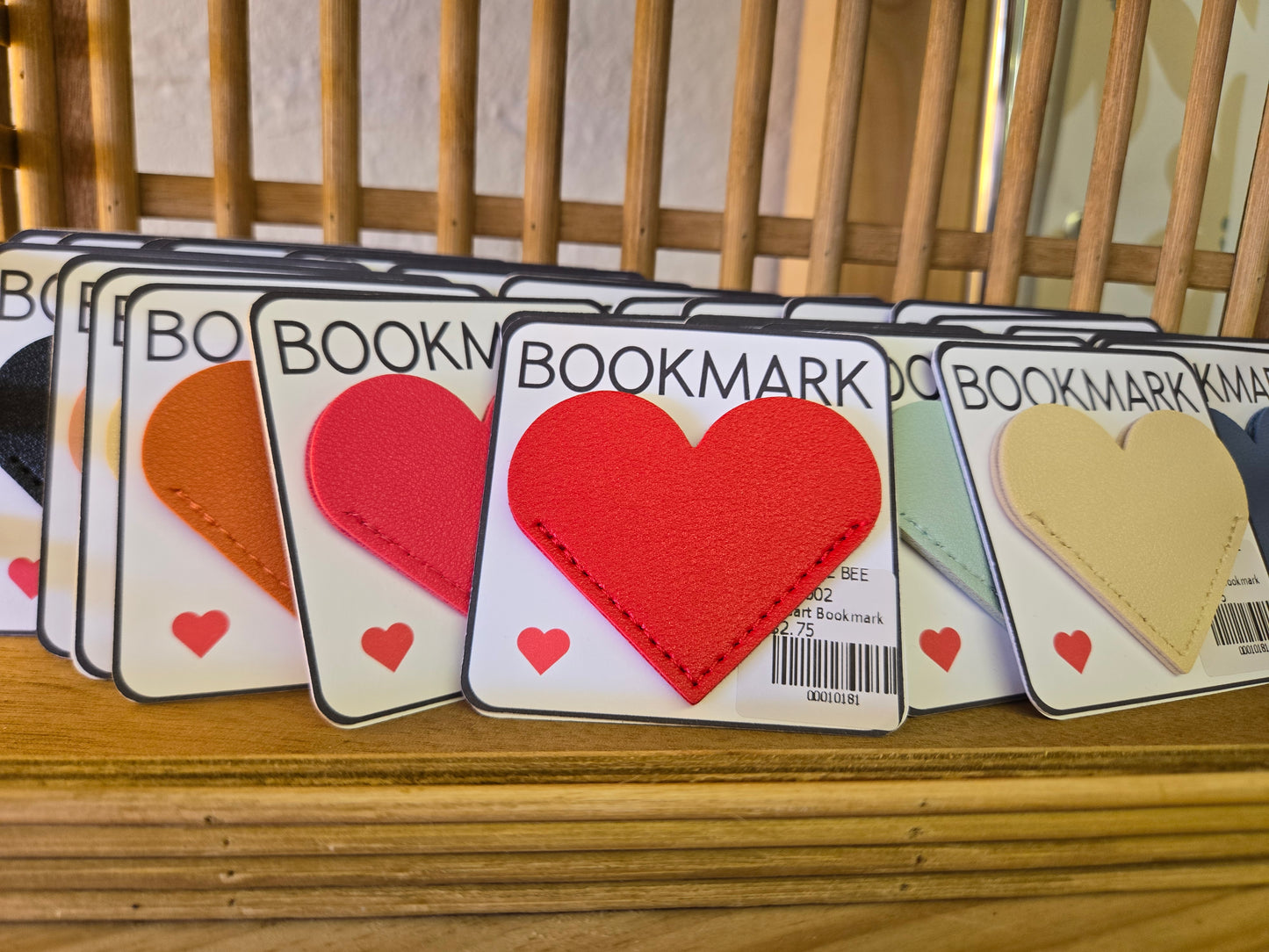 Dee002 - Corner Bookmark