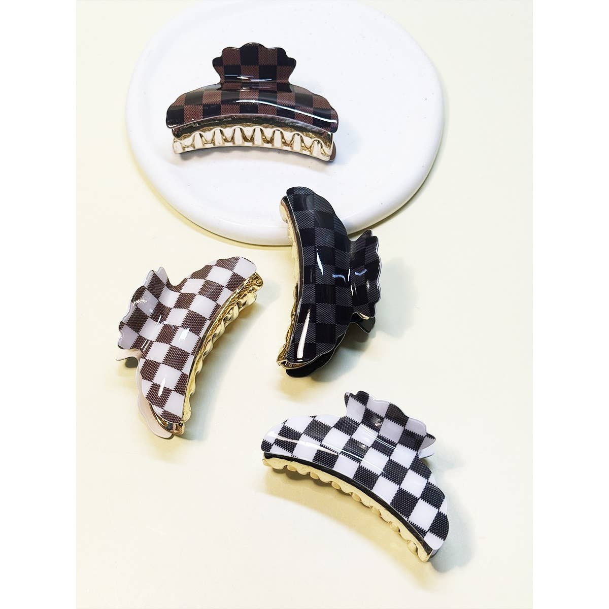 Clip014 - Checker Printed Hair Claw Clips