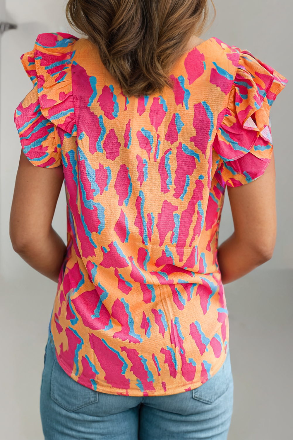 TOP119 - Abstract Ruffled Sleeve V-neck