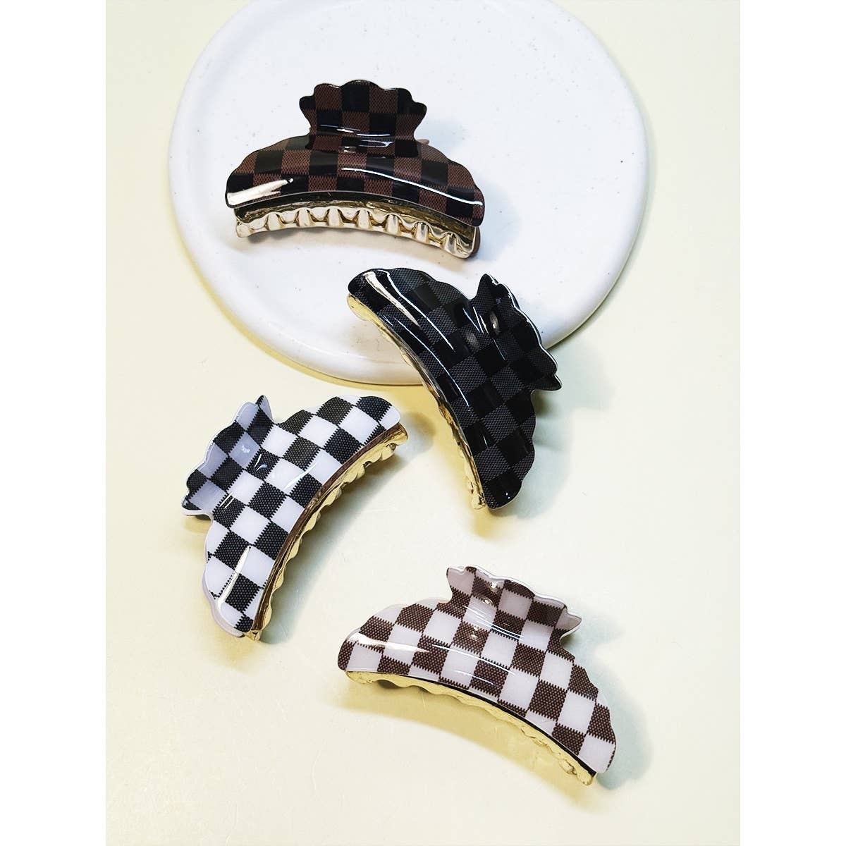 Clip014 - Checker Printed Hair Claw Clips