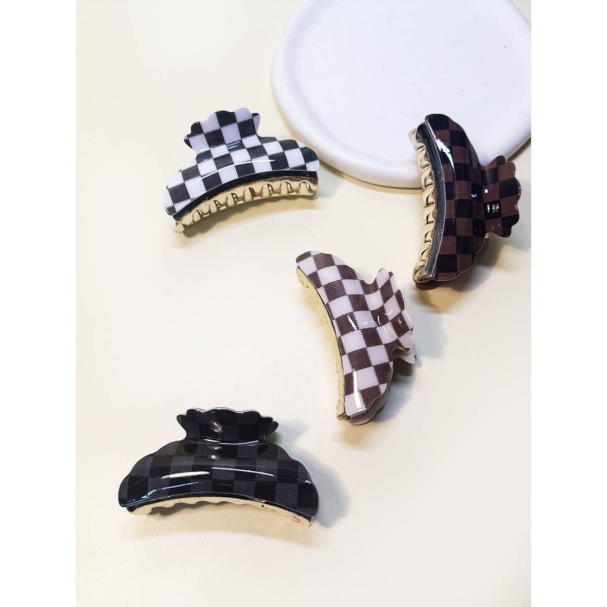 Clip014 - Checker Printed Hair Claw Clips