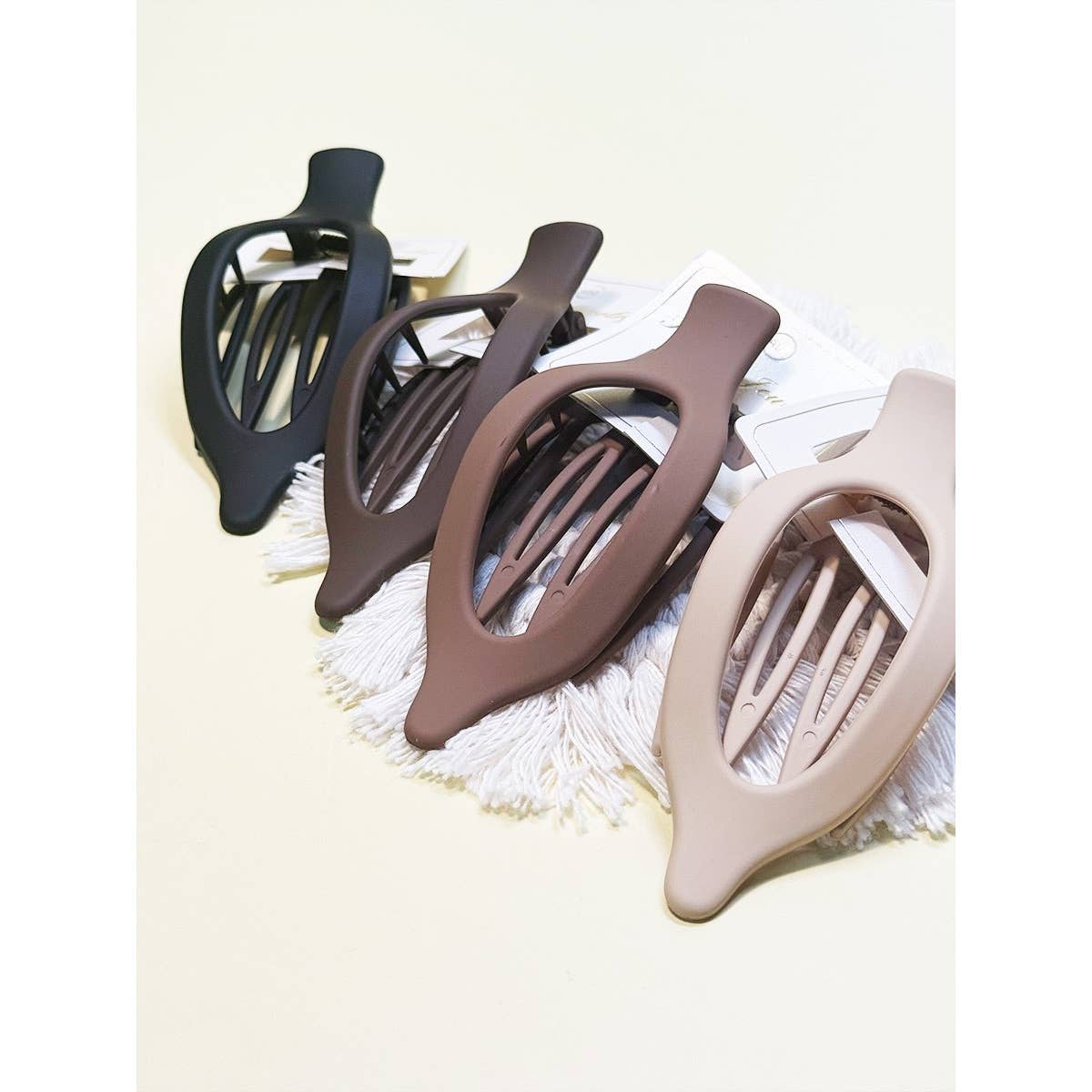 Clip012 - Neutral Tone Mixed Flat Hair Claw Clips