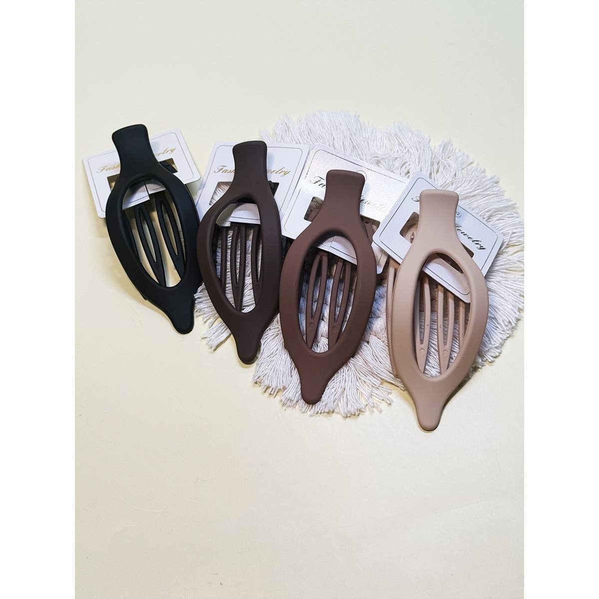 Clip012 - Neutral Tone Mixed Flat Hair Claw Clips