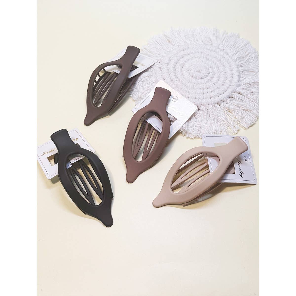 Clip012 - Neutral Tone Mixed Flat Hair Claw Clips